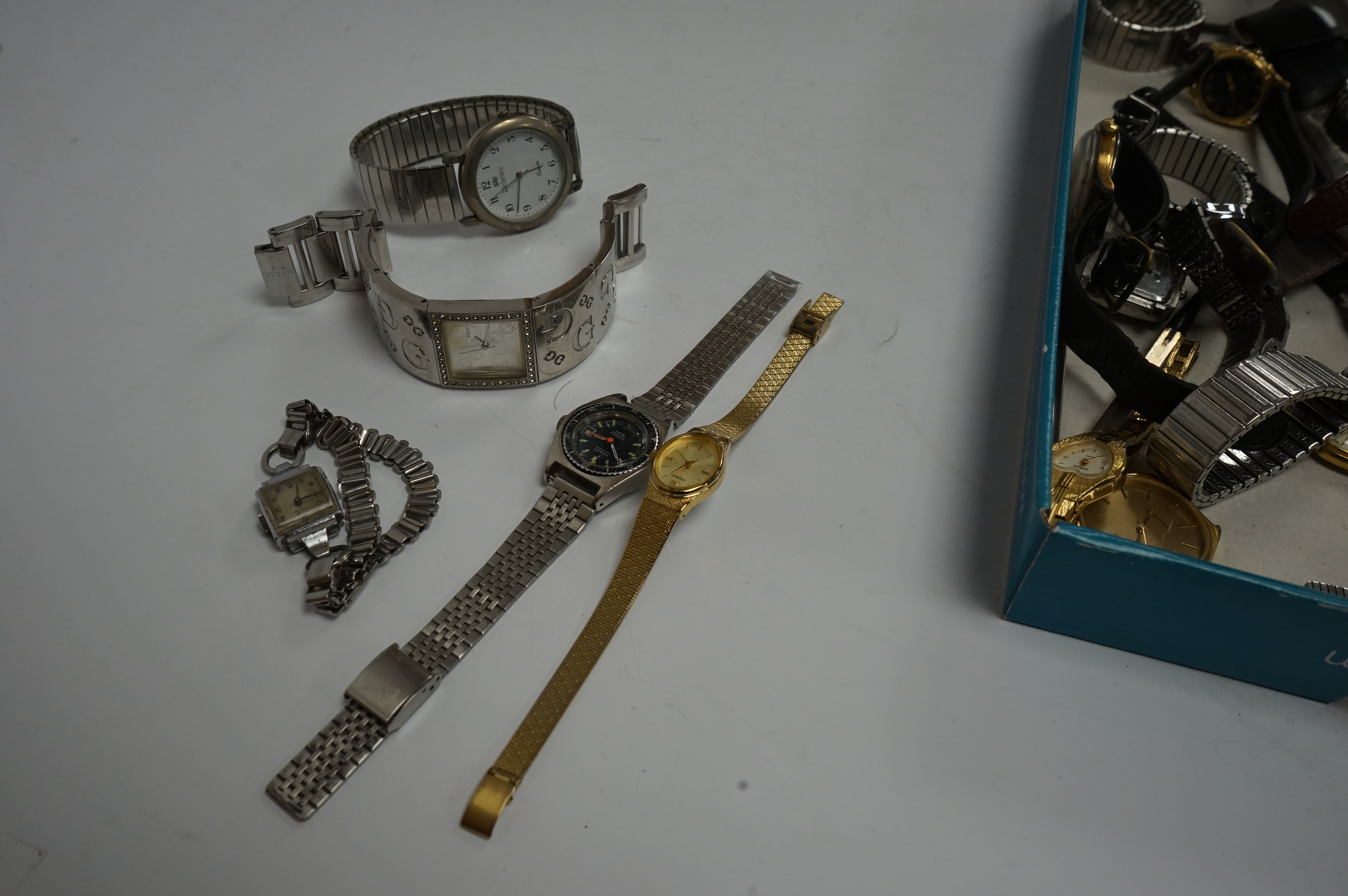 A collection of assorted mainly recent gentleman’s wristwatches including Tissot, Seiko and Timex. Condition - poor to fair